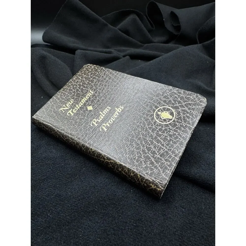 New Testament Psalms Proverbs Brown Pocket Size Gideons Bible